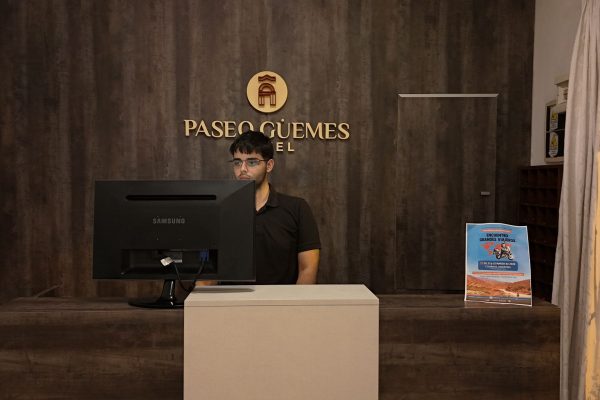 Recepcion Paseo Güemes Hotel Salta